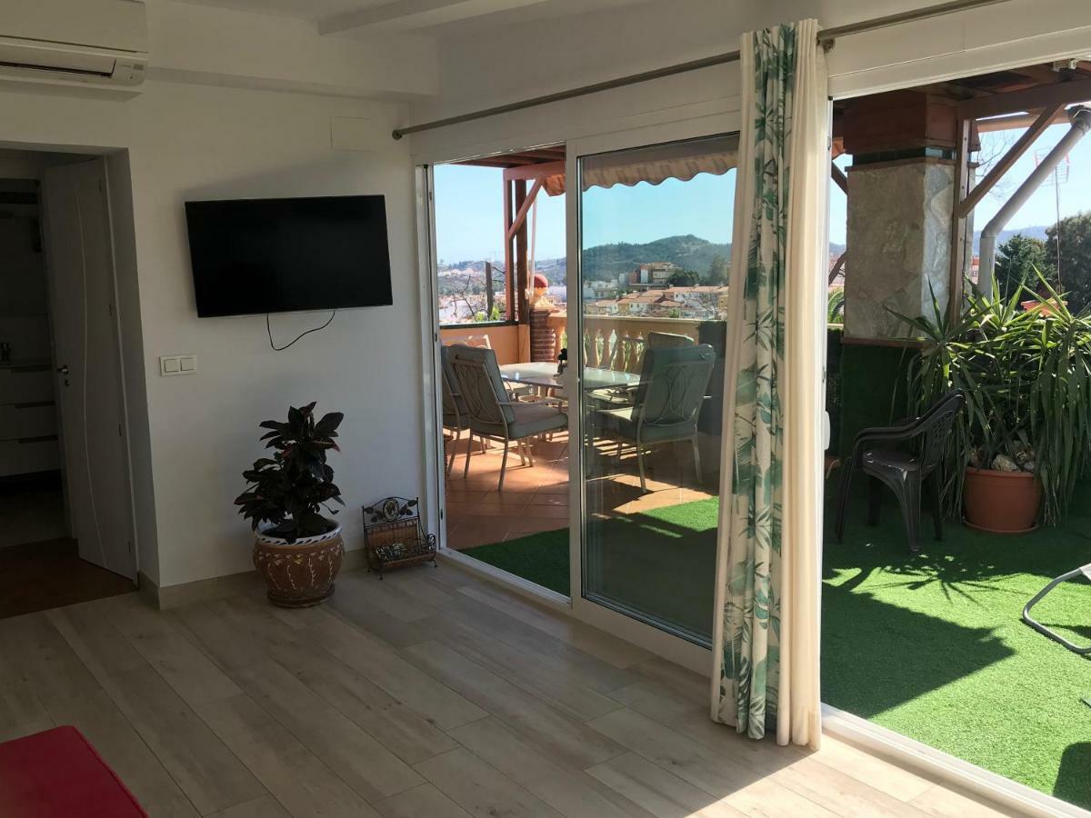 Apartment With Private Patio Fuengirola Ngoại thất bức ảnh