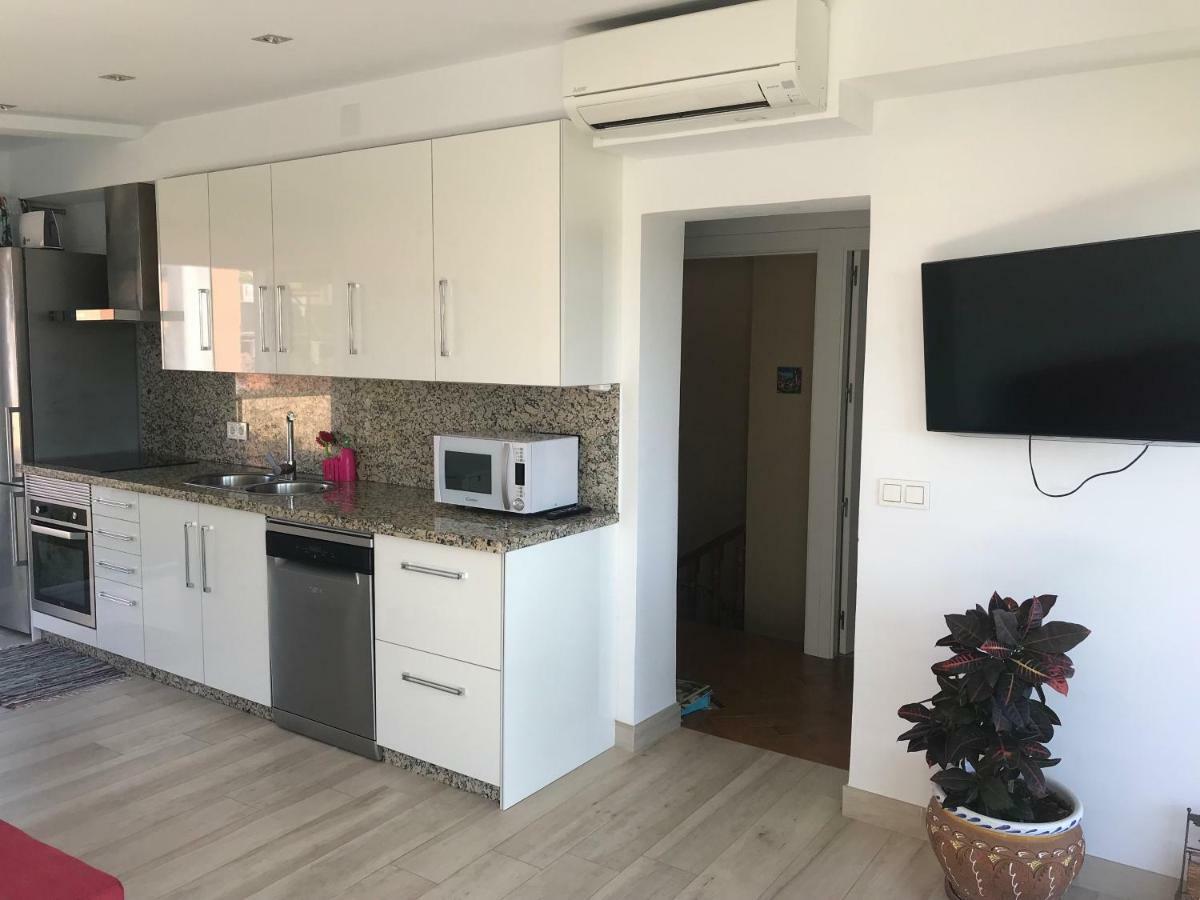 Apartment With Private Patio Fuengirola Ngoại thất bức ảnh