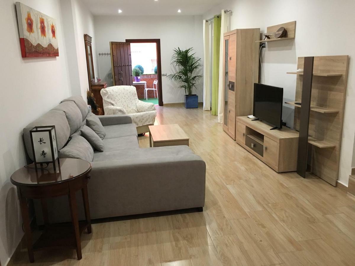 Apartment With Private Patio Fuengirola Ngoại thất bức ảnh