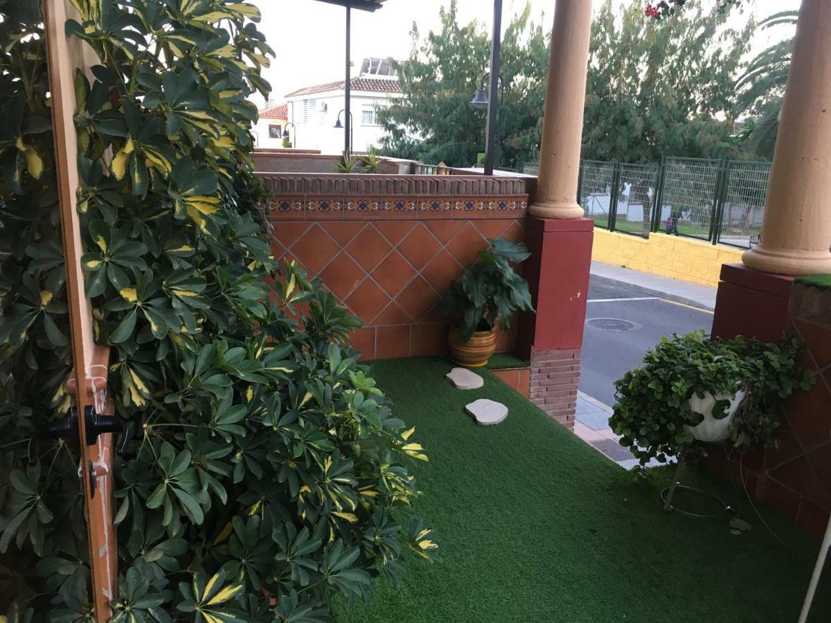 Apartment With Private Patio Fuengirola Ngoại thất bức ảnh