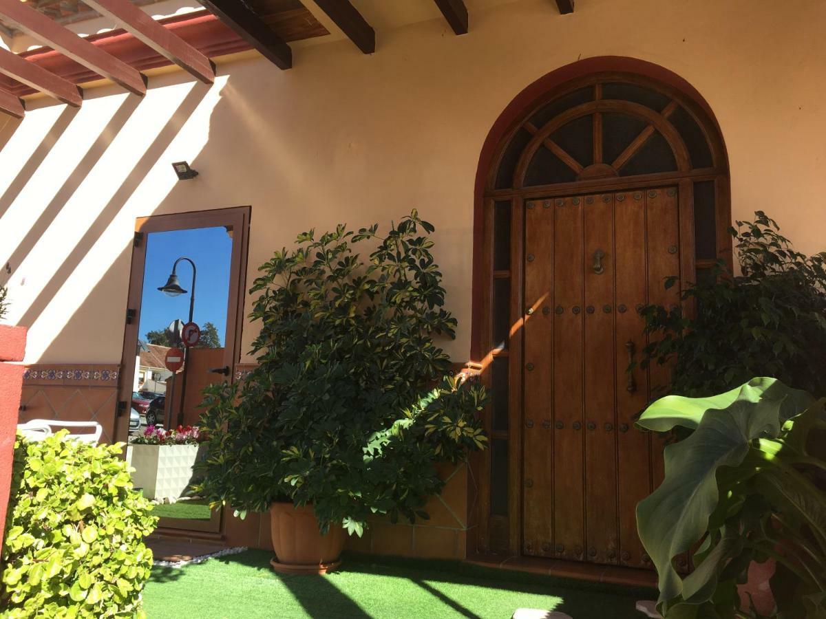 Apartment With Private Patio Fuengirola Ngoại thất bức ảnh