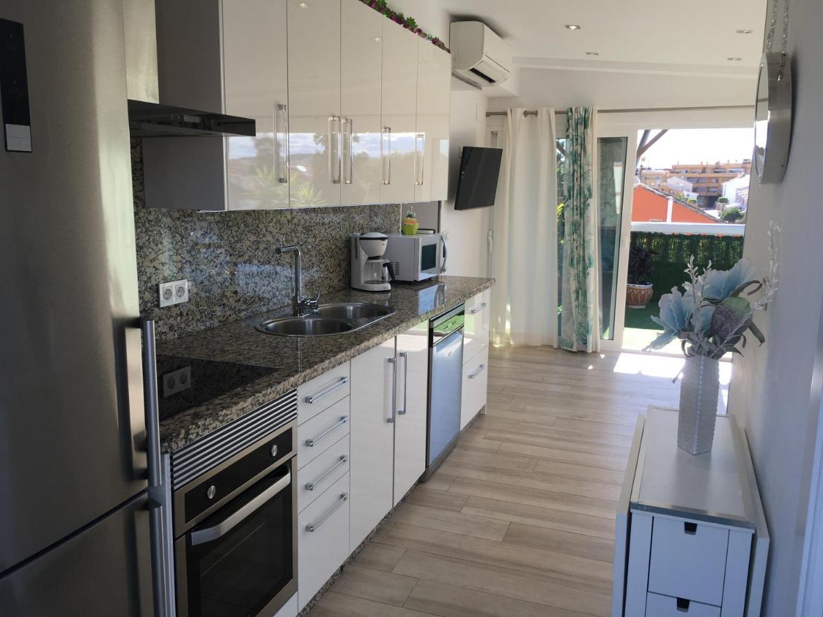 Apartment With Private Patio Fuengirola Ngoại thất bức ảnh